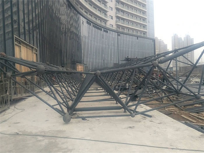 格尔木万豪酒店雨棚网架